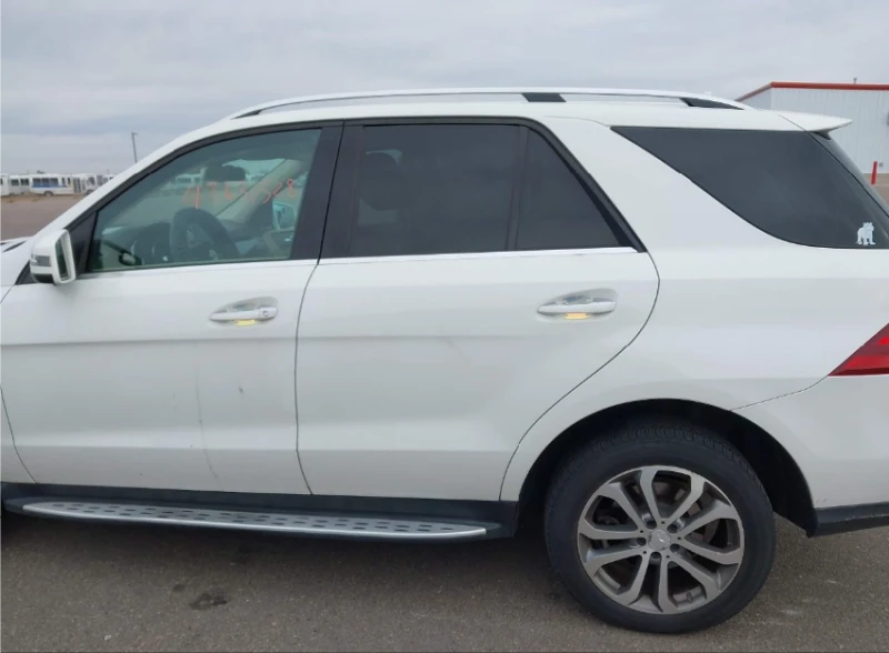 Mercedes-Benz GLE 350 4MATIC* Harman/kardon* ПОДГРЕВ* MULTIBEAM, снимка 4 - Автомобили и джипове - 52817353