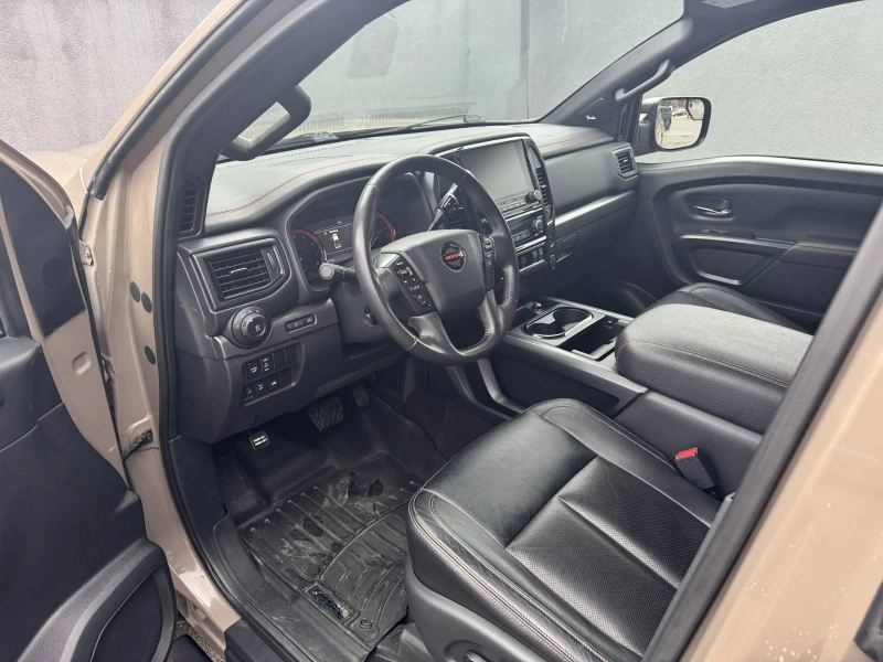 Nissan Titan crew cab PRO-4X 5.6L V8, снимка 10 - Автомобили и джипове - 53009021