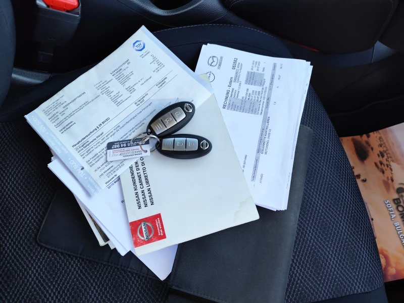 Nissan Qashqai 1.2i* LED* NAVI* EURO6* CAMERA 360* , снимка 17 - Автомобили и джипове - 53154838