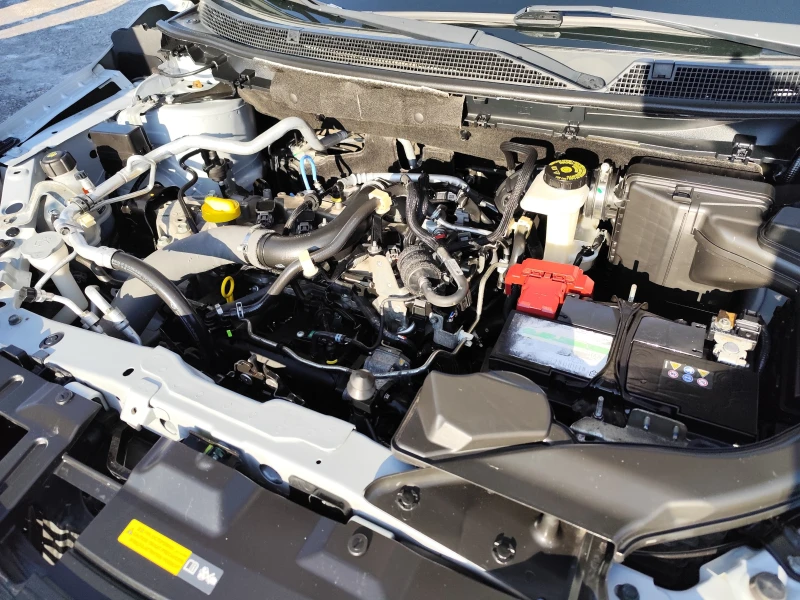 Nissan Qashqai 1.2i* LED* NAVI* EURO6* CAMERA 360* , снимка 14 - Автомобили и джипове - 53154838