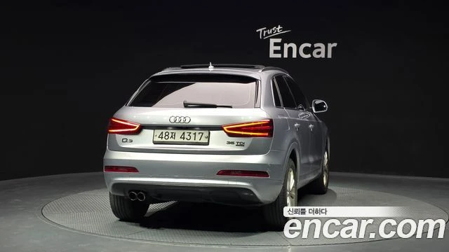 Audi Q3, снимка 4 - Автомобили и джипове - 56081536