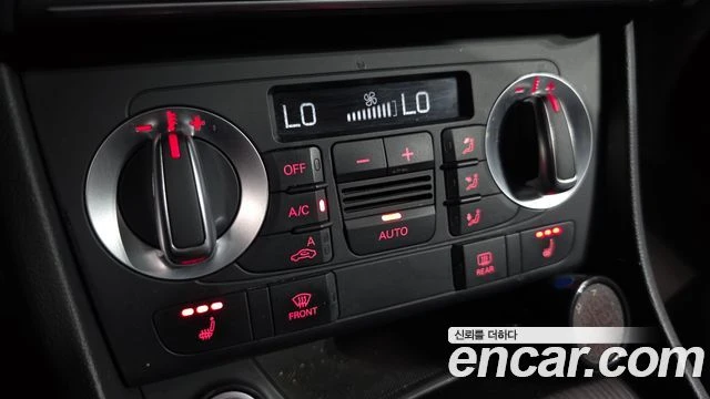 Audi Q3, снимка 16 - Автомобили и джипове - 56081536