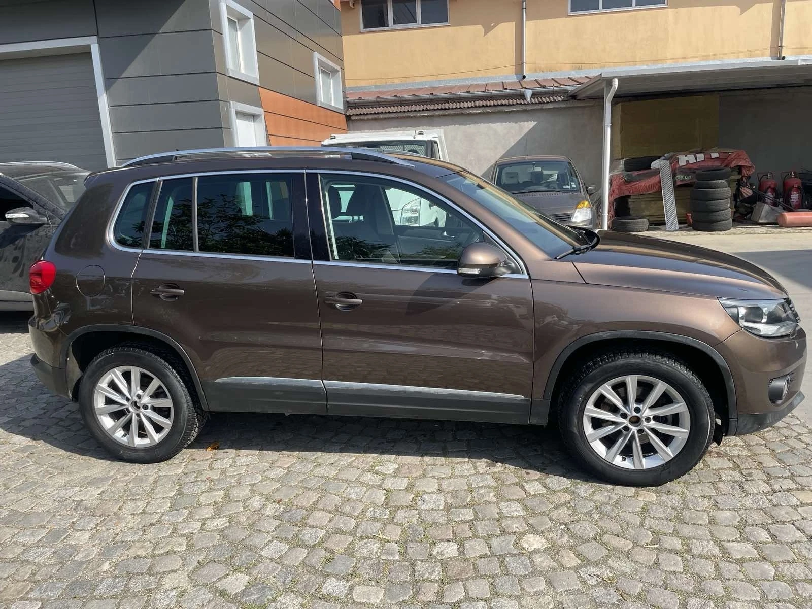 VW Tiguan 2.0 tdi  auto 4motion - изображение 4