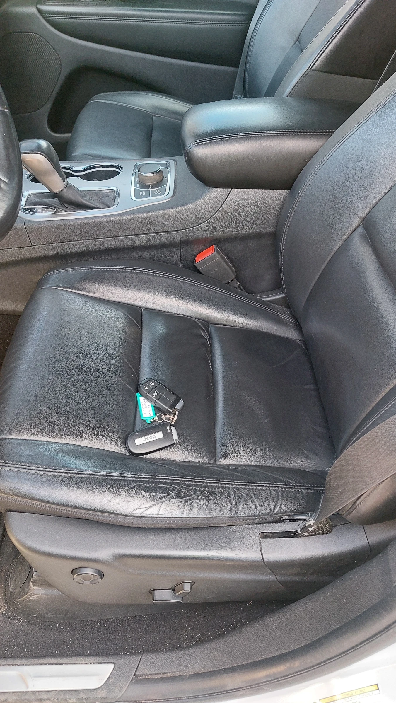 Jeep Grand cherokee 3.0 V6 Limited 4x4, снимка 12 - Автомобили и джипове - 54016830