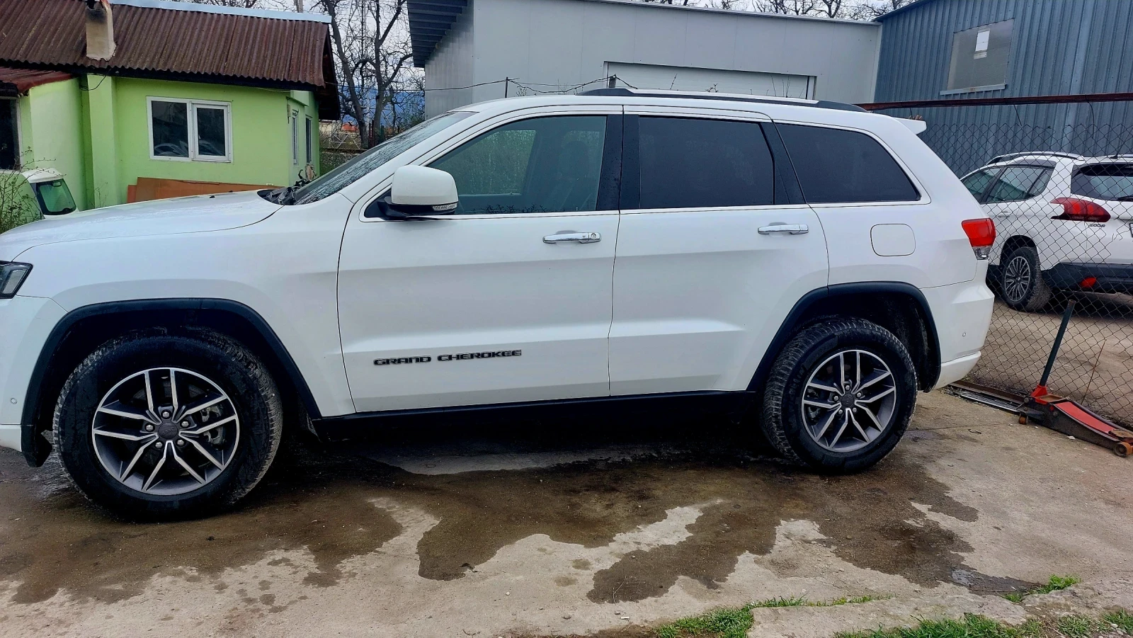 Jeep Grand cherokee 3.0 V6 Limited 4x4, снимка 2 - Автомобили и джипове - 54016830