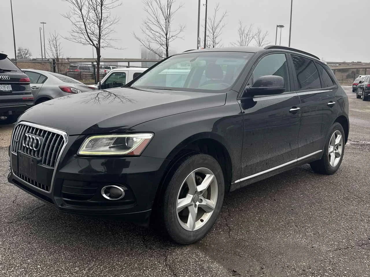 Audi Q5 * 2.0T Komfort * CARFAX * ЦЕНА ДО БГ