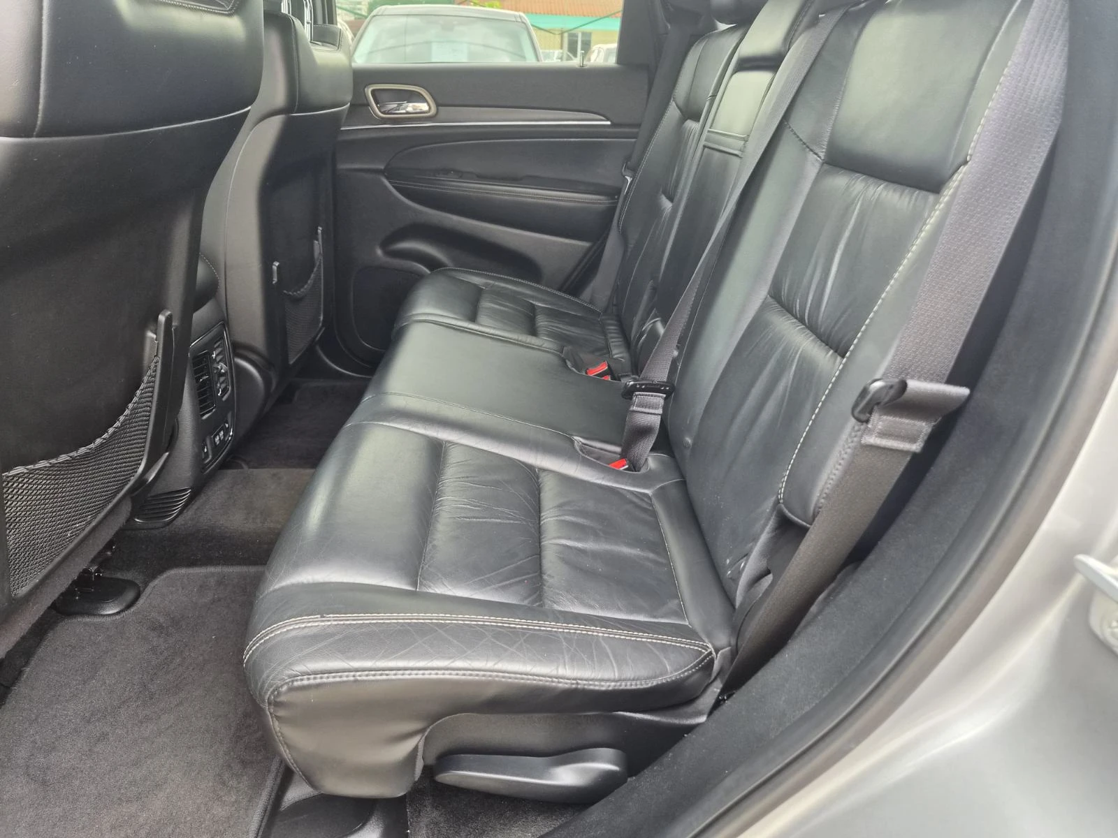 Jeep Grand cherokee 3.0D-OVERLAND-220.000км, снимка 15 - Автомобили и джипове - 55366315