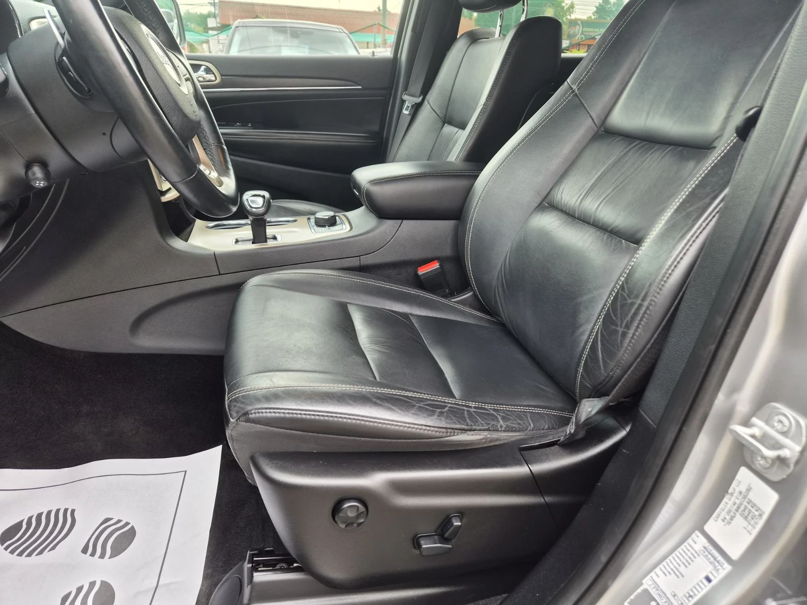 Jeep Grand cherokee 3.0D-OVERLAND-220.000км, снимка 7 - Автомобили и джипове - 55366315