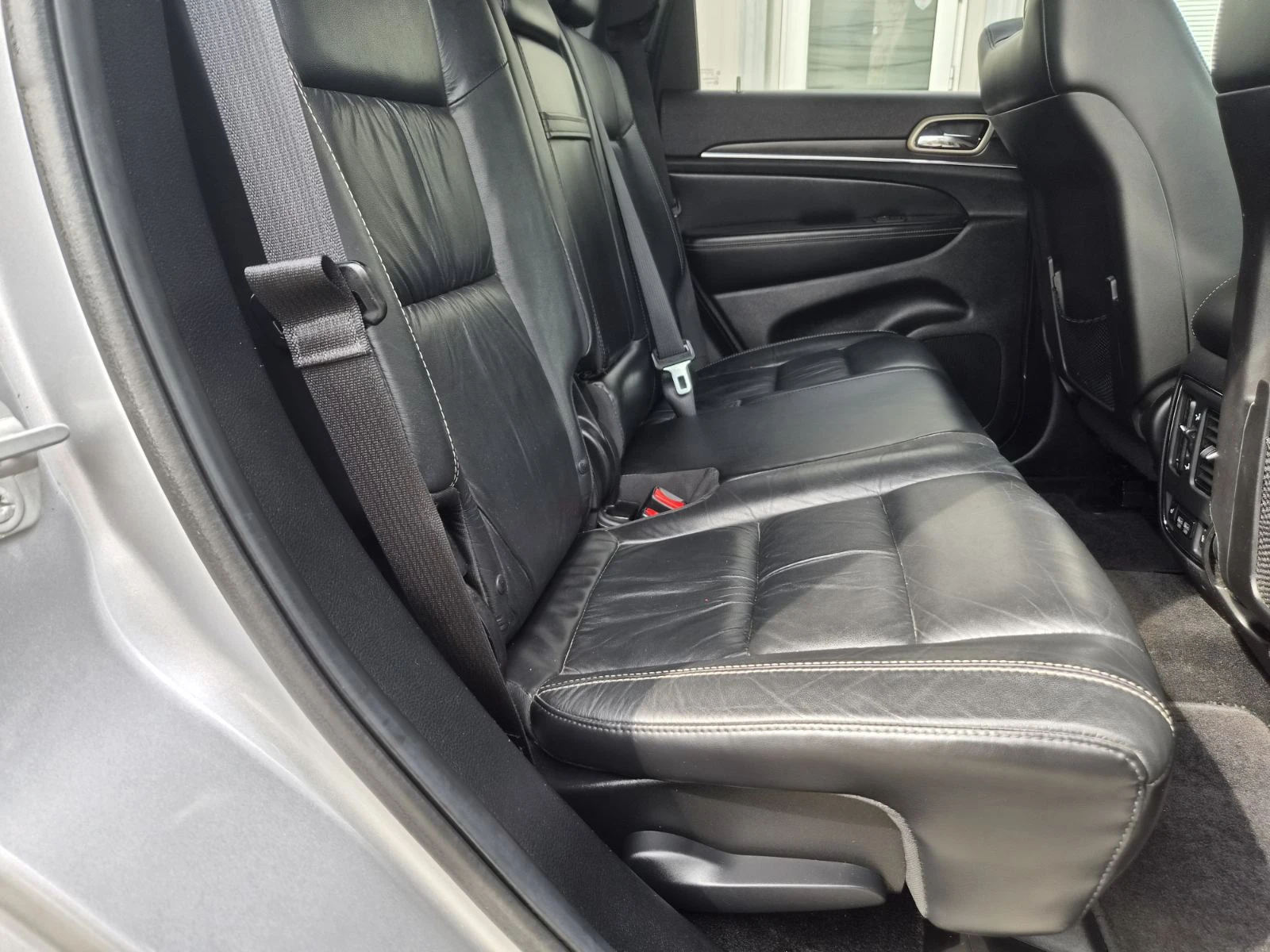 Jeep Grand cherokee 3.0D-OVERLAND-220.000км, снимка 14 - Автомобили и джипове - 55366315