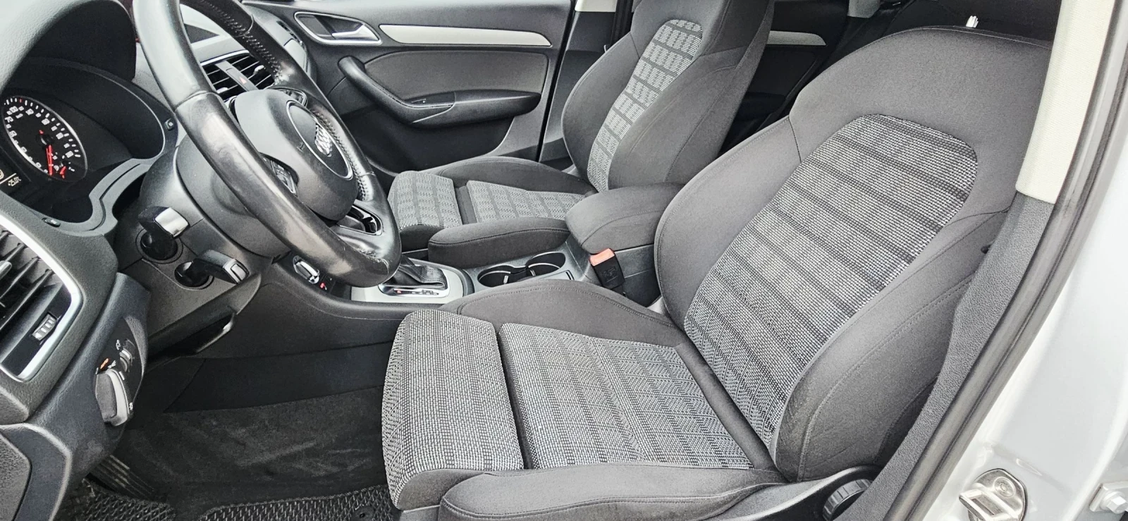 Audi Q3 2.0TDI* AVTOMAT* QUATRO* LED+ XENON * SPORT PAKET, снимка 13 - Автомобили и джипове - 55411906