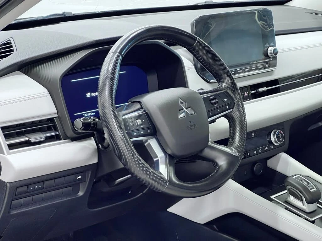 Mitsubishi Outlander SE S-AWC/DIGITAL/DRIVE-ASSISTS/PREMIUM INT., снимка 8 - Автомобили и джипове - 55434798