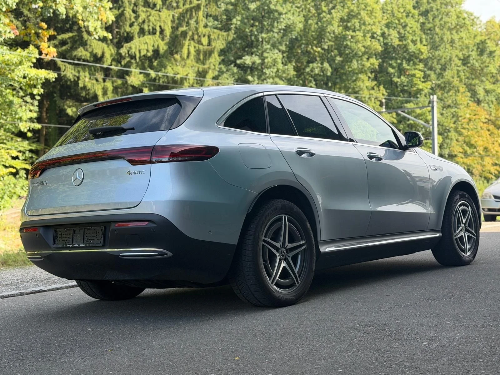 Mercedes-Benz EQC, снимка 4 - Автомобили и джипове - 56337267