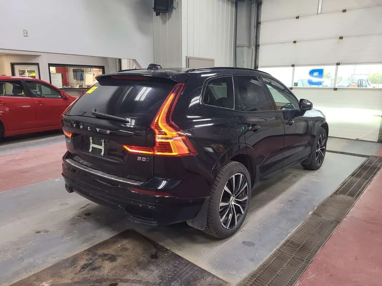 Volvo XC60 PLUS DARK THEME * CARFAX * ����������� | Mobile.bg � ����������� 3