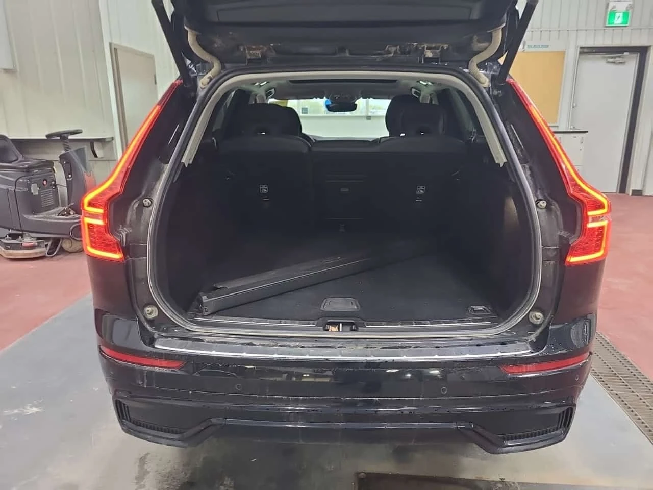 Volvo XC60 PLUS DARK THEME * CARFAX * ����������� | Mobile.bg � ����������� 14