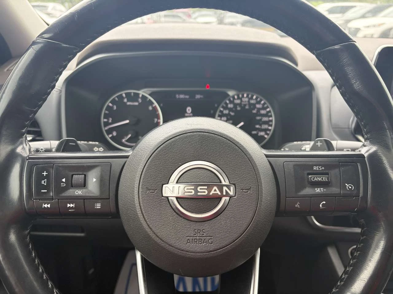 Nissan Rogue Rogue, снимка 11 - Автомобили и джипове - 56435940