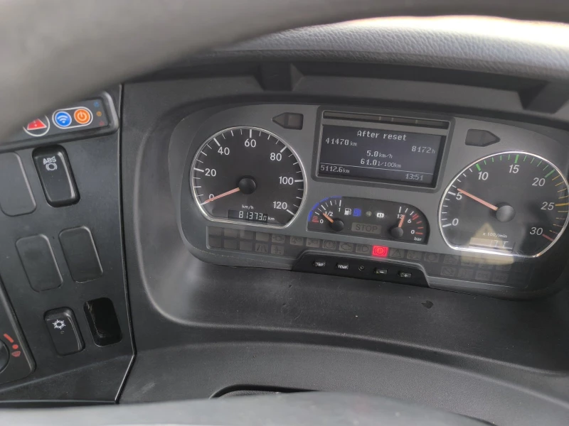 Mercedes-Benz 1824 ЦИСТЕРНА 8М3, снимка 11 - Камиони - 52319358