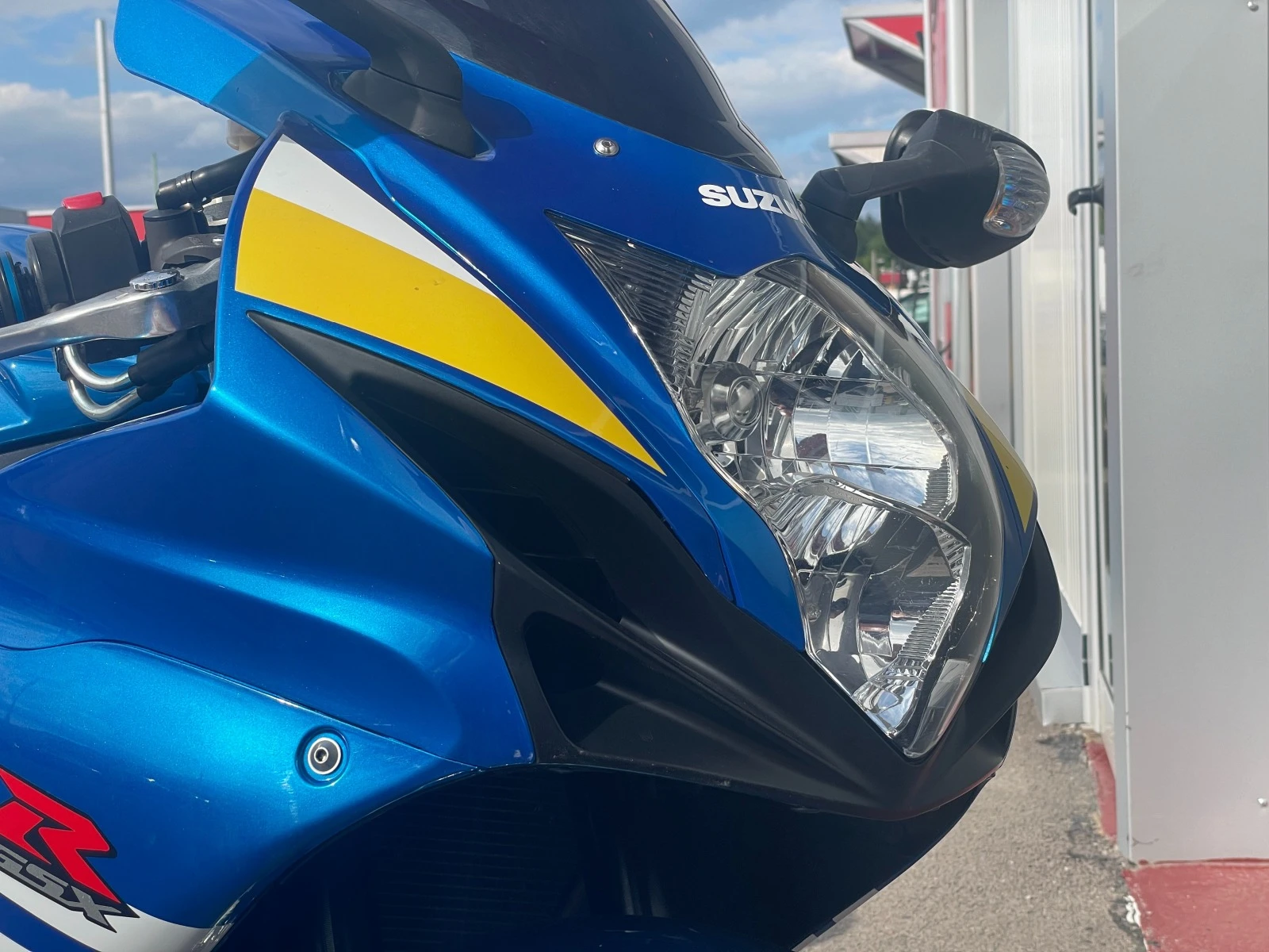 Suzuki Gsxr 600 Безупречен - изображение 10