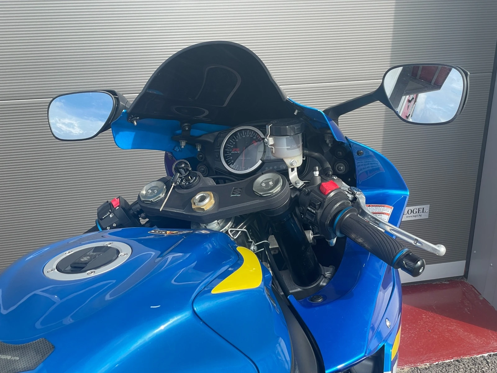 Suzuki Gsxr 600 Безупречен - изображение 9