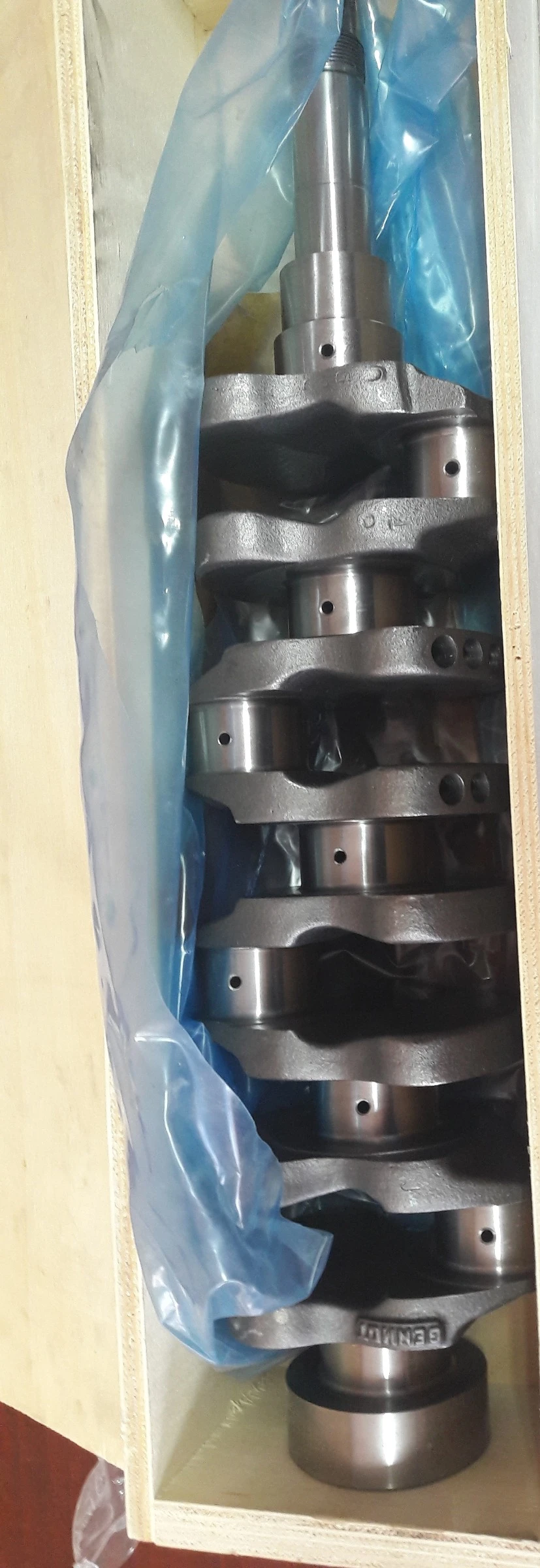 Kubota колянов вал двигатели V1903,V2003,V2203