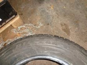Гуми Зимни 215/65R16, снимка 9