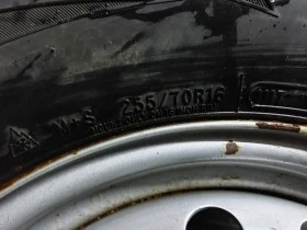 Гуми Зимни 255/70R16, снимка 6