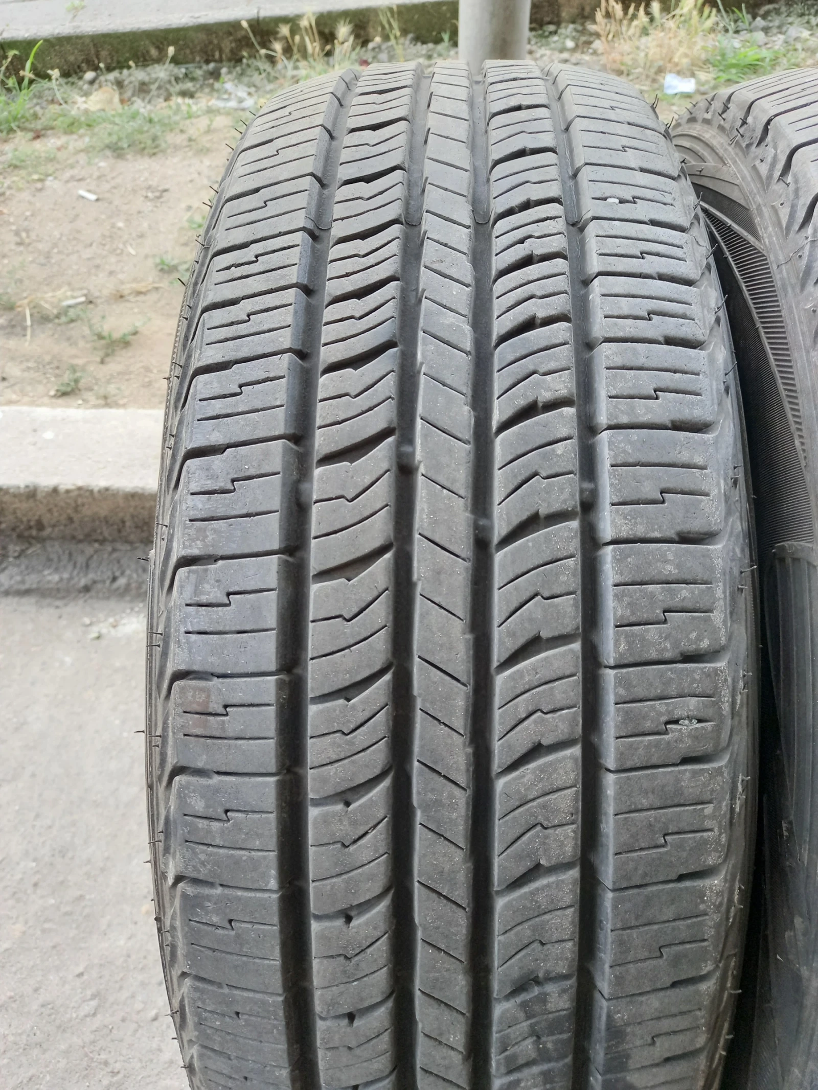 Гуми Летни 225/65R17, снимка 7 - Гуми и джанти - 55194339