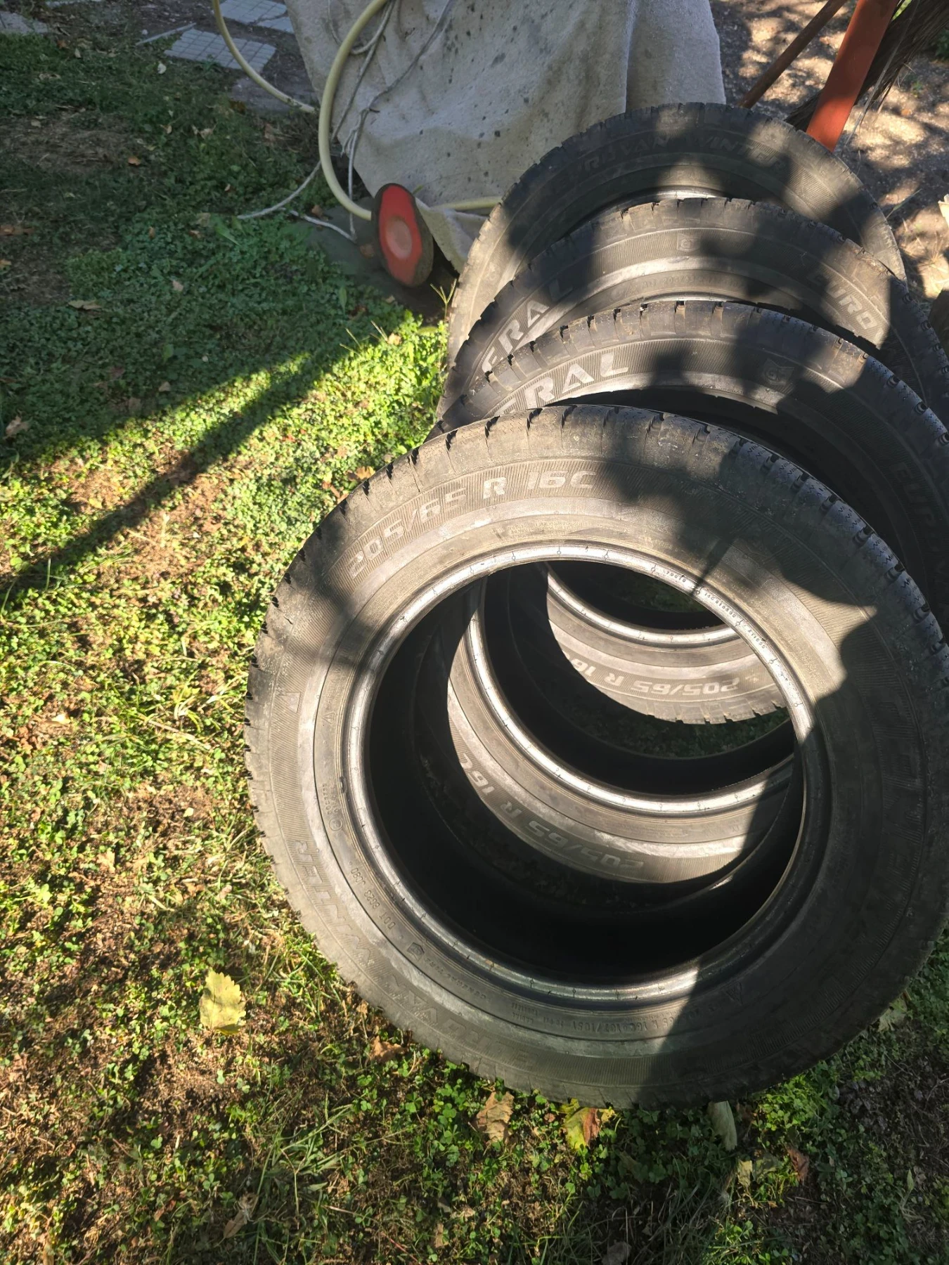 Гуми Зимни 205/65R16