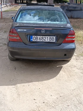 Mercedes-Benz C 220, снимка 2
