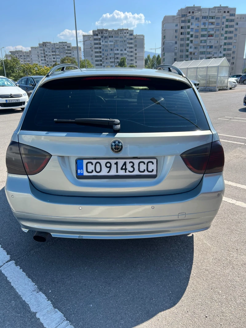 BMW 320 2.0D , снимка 4 - Автомобили и джипове - 47512418