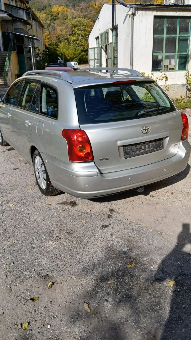 Toyota Avensis, снимка 4 - Автомобили и джипове - 47760976