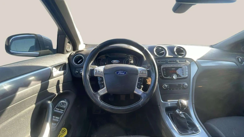 Ford Mondeo 1.6 EcoBoost, снимка 10 - Автомобили и джипове - 48622405