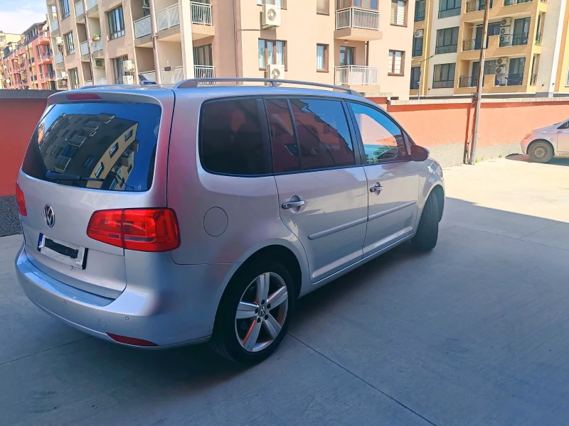 VW Touran 1, 6 TDI 105k. Италия.Нави.Печка.Регистриран., снимка 5 - Автомобили и джипове - 52015022