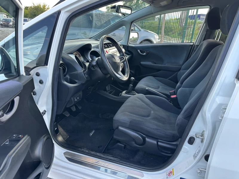 Honda Jazz 1.3-ПЪРВИ-СОБСТВЕНИК-NetherLands-1Г-ГАРАНЦИЯ, снимка 9 - Автомобили и джипове - 51704779