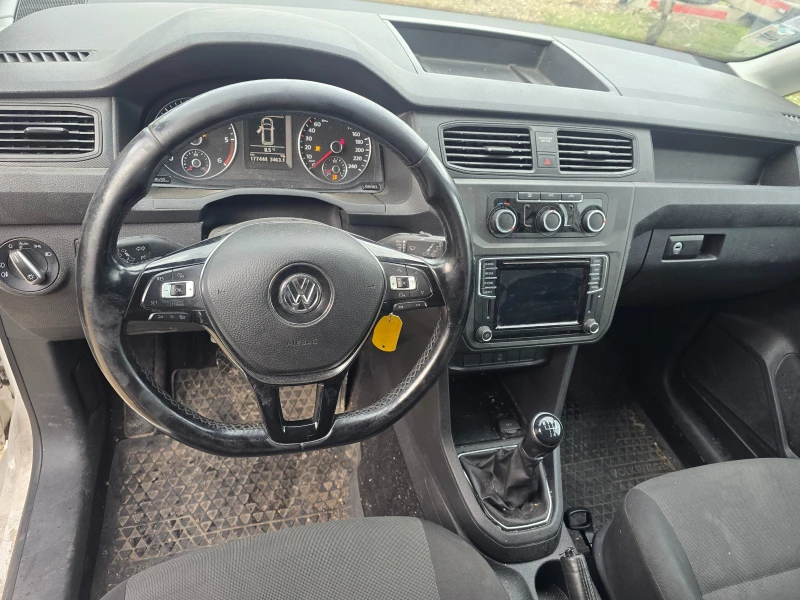 VW Caddy 2.0 TDI DSFD, снимка 4 - Автомобили и джипове - 52748604