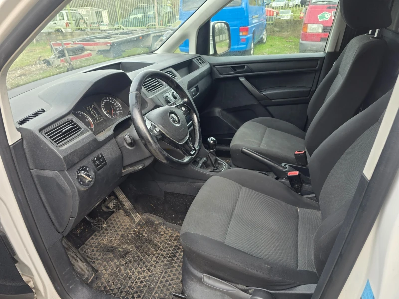 VW Caddy 2.0 TDI DSFD, снимка 11 - Автомобили и джипове - 52748604