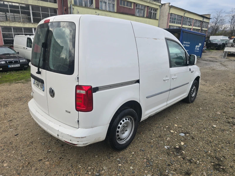 VW Caddy 2.0 TDI DSFD, снимка 7 - Автомобили и джипове - 52748604