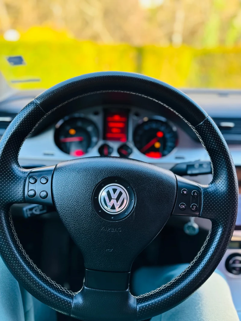 VW Passat, снимка 17 - Автомобили и джипове - 52817149