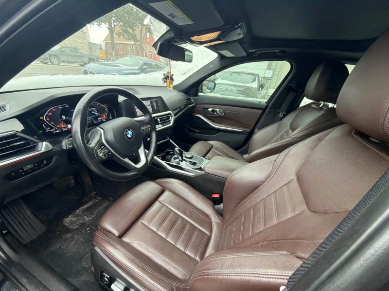 BMW 330 CARFAX * * АВТО КРЕДИТ * * , снимка 5 - Автомобили и джипове - 52828976