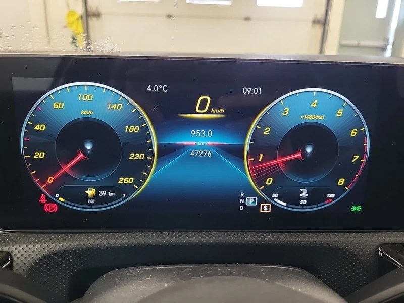 Mercedes-Benz A 250 * CARFAX * ЦЕНА ДО БГ, снимка 11 - Автомобили и джипове - 52865685