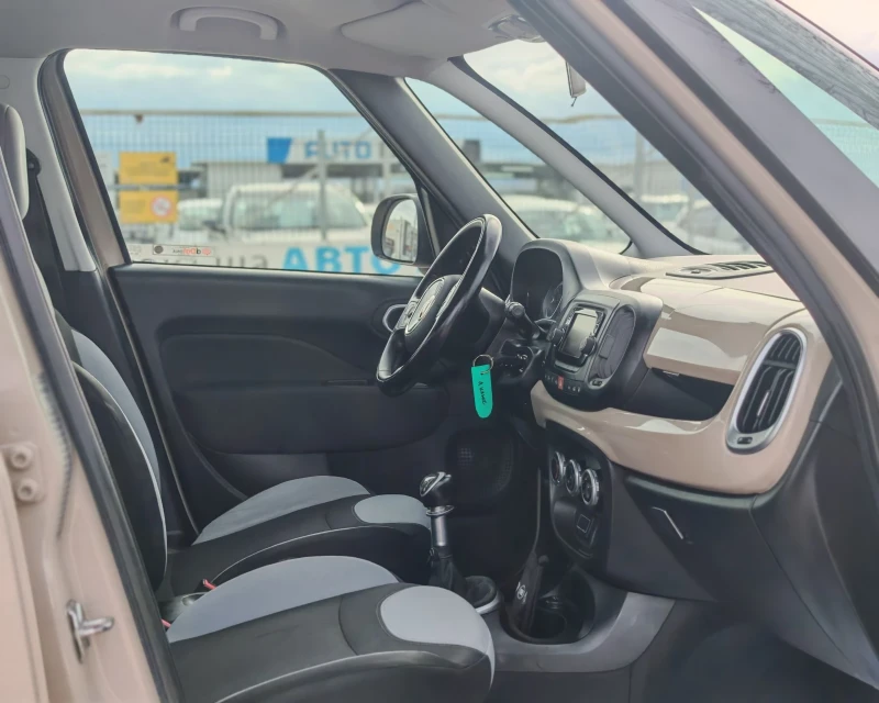Fiat 500L 1.4 120 К.С. ГАЗ БЕНЗИН! , снимка 10 - Автомобили и джипове - 53289010