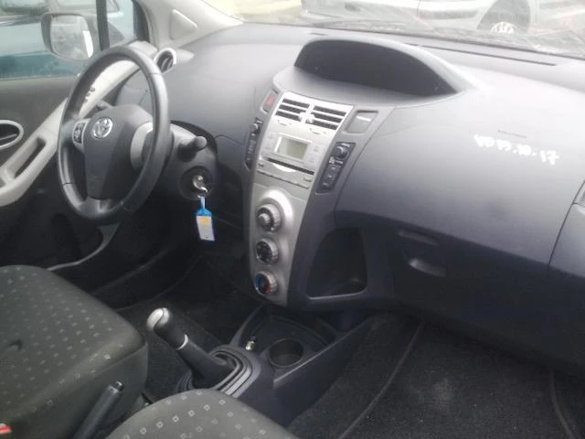 Toyota Yaris 1.0i/1.3i/1.4D4D, снимка 13 - Автомобили и джипове - 18550937