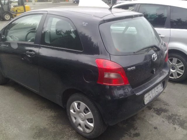 Toyota Yaris 1.0i/1.3i/1.4D4D - изображение 10