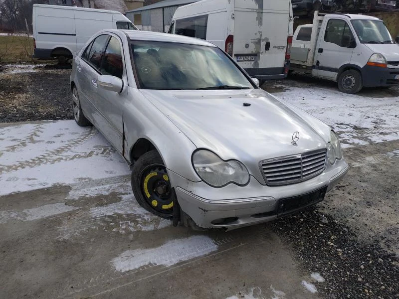 Mercedes-Benz C 220 220cdi, снимка 1 - Автомобили и джипове - 35336076