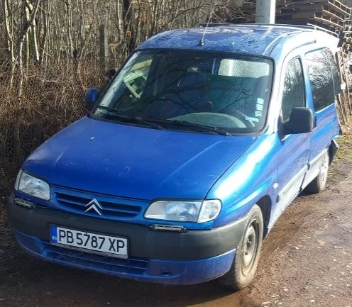 Citroen Berlingo 1.4, снимка 2 - Автомобили и джипове - 48680383