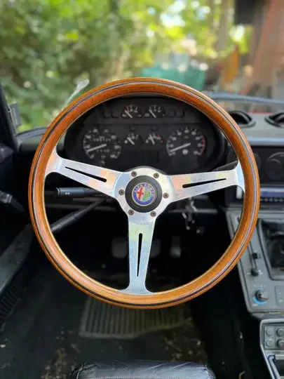 Alfa Romeo Spider Veloce, снимка 9 - Автомобили и джипове - 55123399