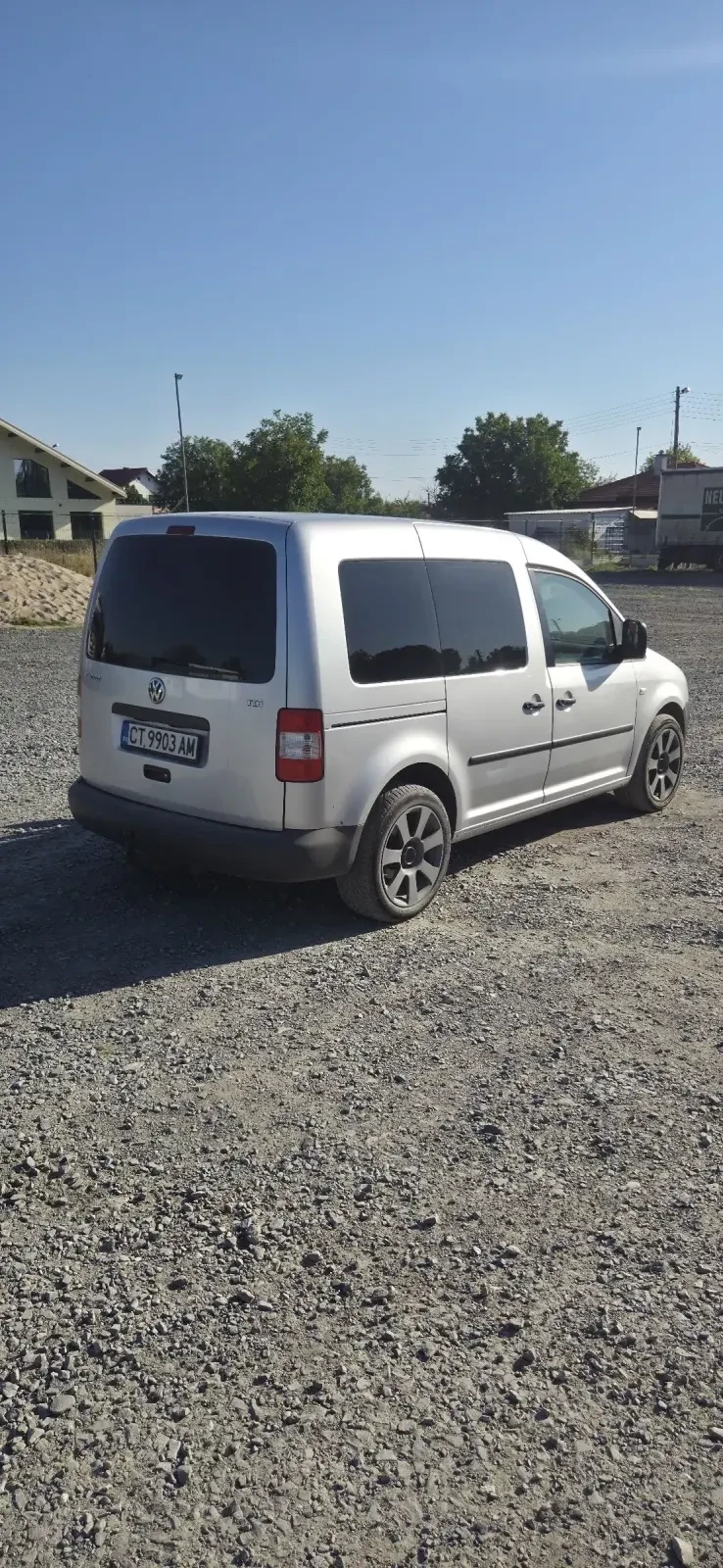 VW Caddy 1.9 tdi 105, снимка 4 - Автомобили и джипове - 55633670