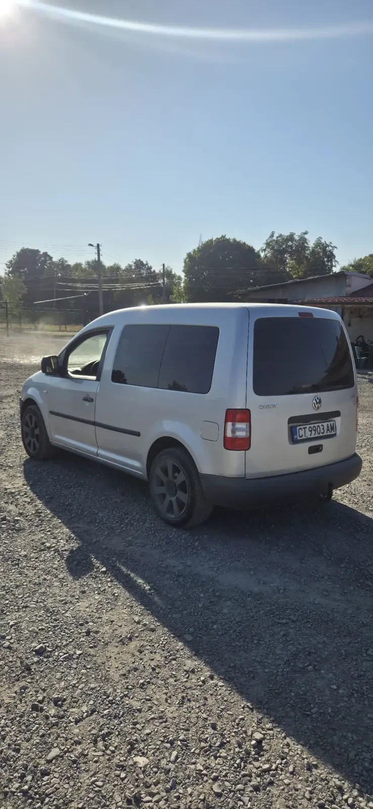 VW Caddy 1.9 tdi 105, снимка 5 - Автомобили и джипове - 55633670