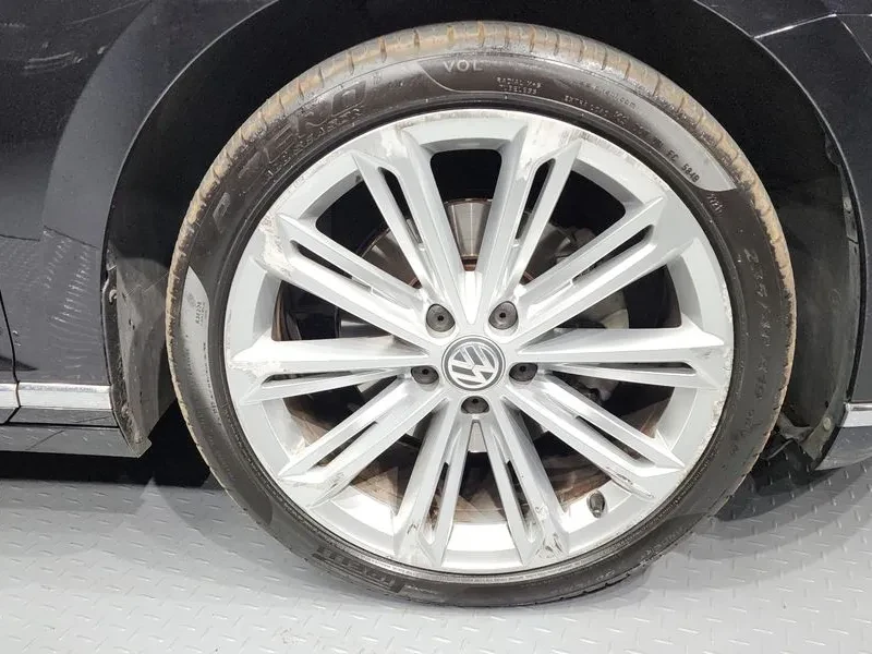 VW Passat Gt(B8) 2.0 Tdi 4Motion Prestige, снимка 14 - Автомобили и джипове - 56116561