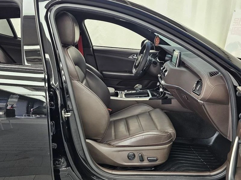Kia Stinger 3.3 Turbo 2WD| 365�.�. | Mobile.bg � ����������� 11
