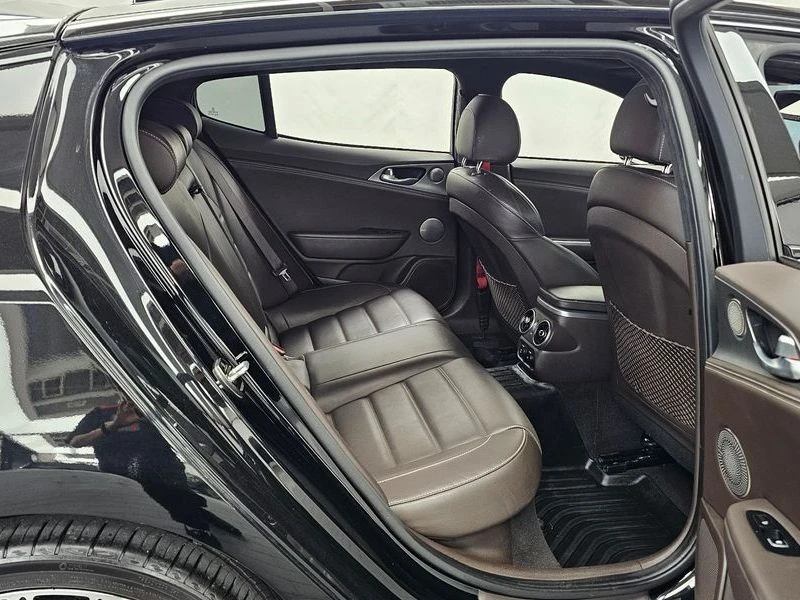 Kia Stinger 3.3 Turbo 2WD| 365�.�. | Mobile.bg � ����������� 12